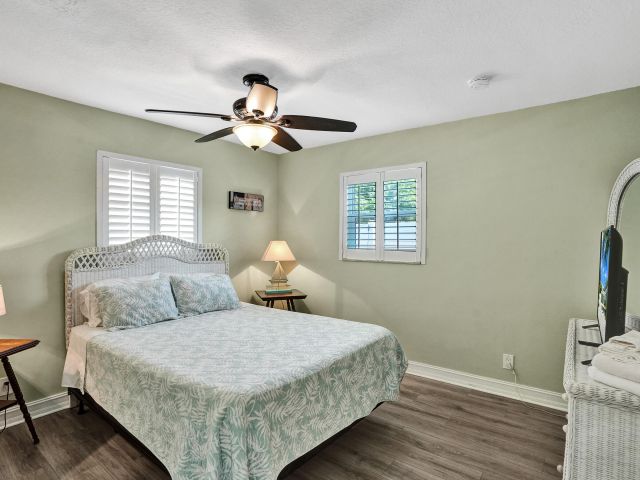 Home for rent at 1433 NE 27th Street - photo 6893483