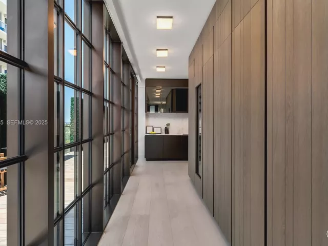 3-bedroom condo for sale in Surfside - 8955 Collins Ave 702 - MondialRealty