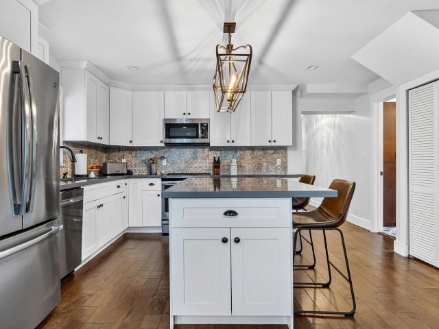 Home for sale at 354 Marlborough Place - photo 6903500