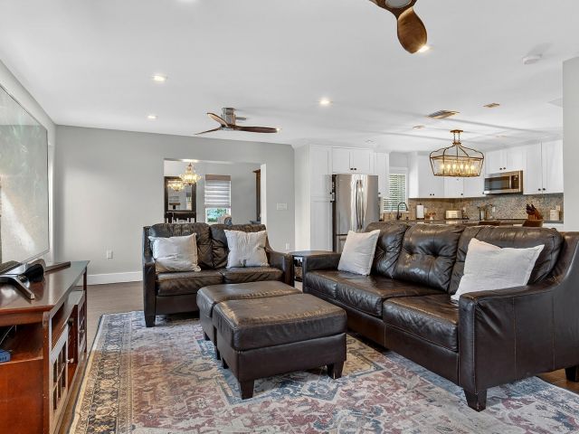 Home for sale at 354 Marlborough Place - photo 6903507