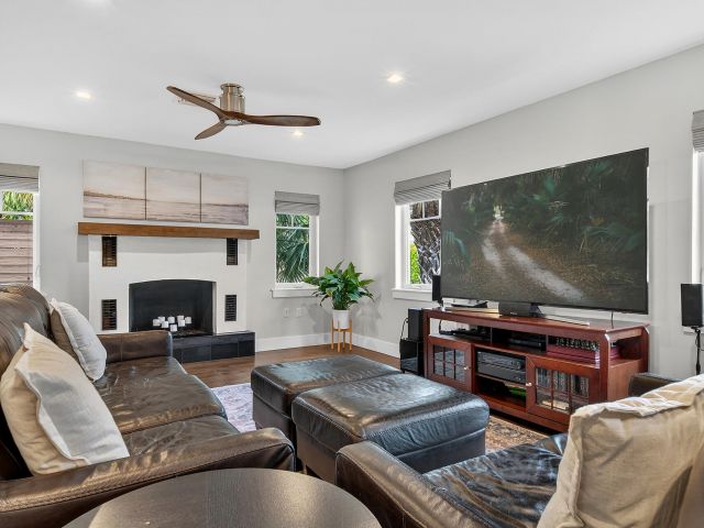 Home for sale at 354 Marlborough Place - photo 6903508