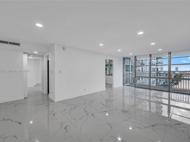 Apartment for sale  Unit #820 - photo 6875100