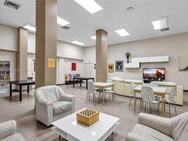 Apartment for sale  Unit #820 - photo 6927359