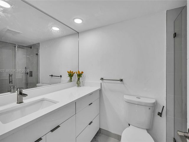 Apartment for sale  Unit #820 - photo 6927369