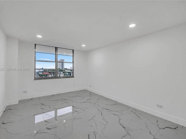 Apartment for sale  Unit #820 - photo 6927372