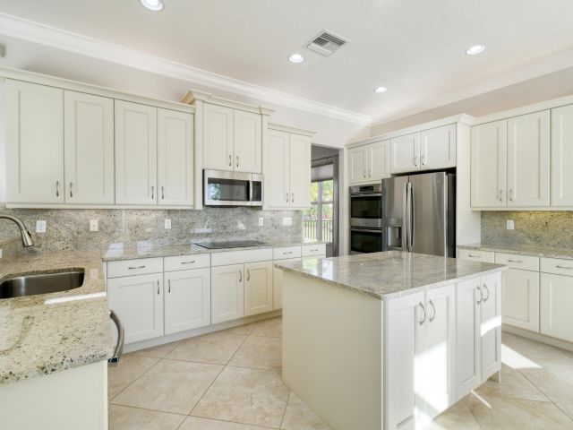 Home for sale at 7755 Maywood Crest Drive - photo 6893858