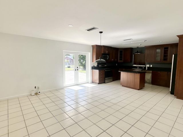 Home for rent at 2030 Bonnie Street - photo 6894985