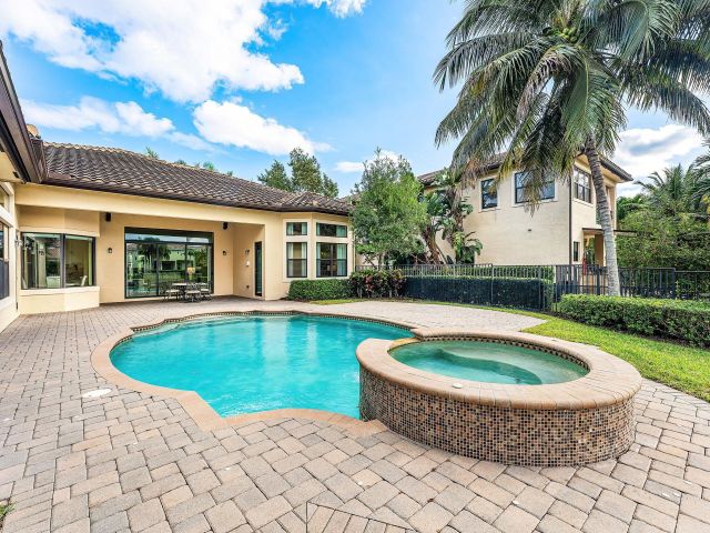 Home for sale at 16631 Chesapeake Bay Court - photo 6875628