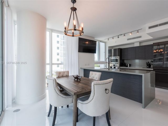 Apartment for sale  Unit #1509 - photo 6874390