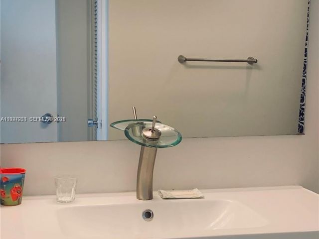 Apartment for sale  Unit #1423 - photo 7436577