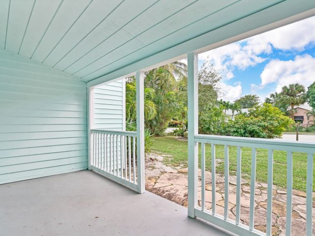 Home for rent at 413 36th Street - photo 6894104