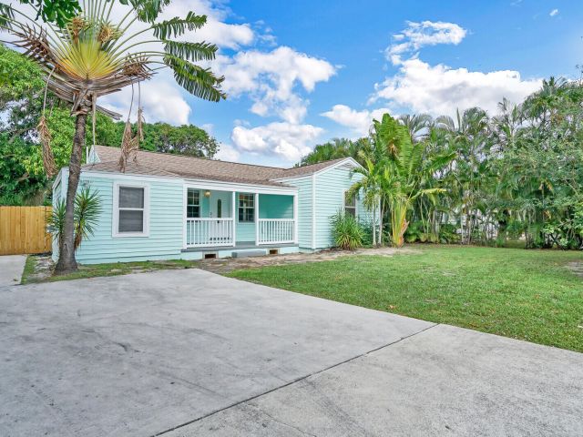 Home for rent at 413 36th Street - photo 6894106