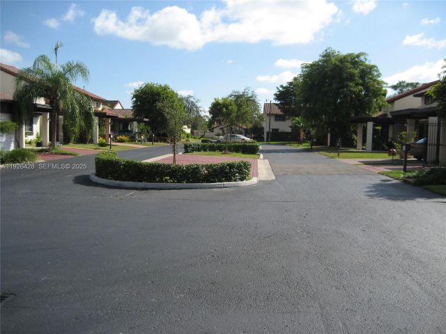 3-bedroom home for rent in Miami - 9044 SW 112 CT - MondialRealty