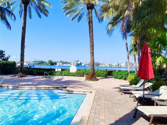 Apartment for rent  Unit #1604 - photo 6874316