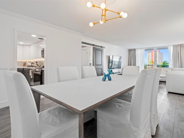 Apartment for rent  Unit #511 - photo 6875445