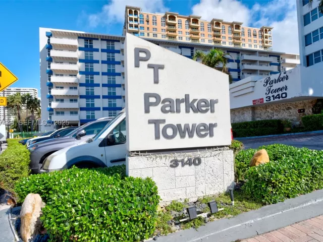 2-bedroom condo for rent in Hallandale Beach - 3140 S Ocean Dr 511 - MondialRealty