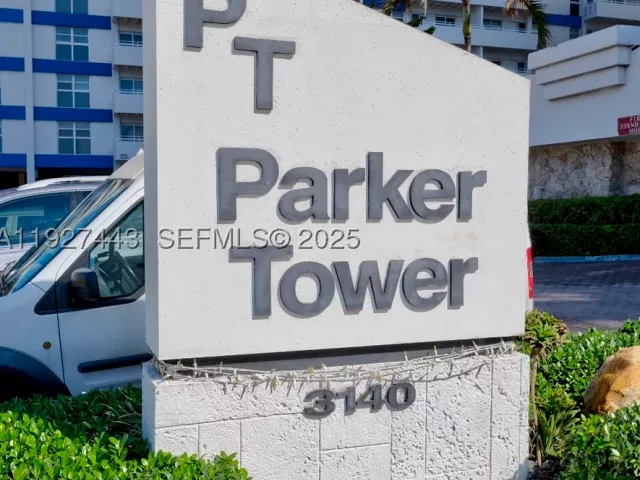 2-bedroom condo for rent in Hallandale Beach - 3140 S Ocean Dr 511 - MondialRealty