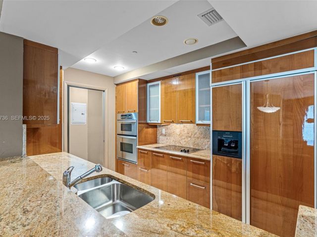 Apartment for sale  Unit #603 - photo 6879694