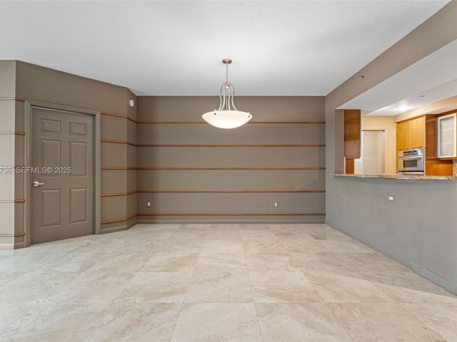 Apartment for sale  Unit #603 - photo 6879703