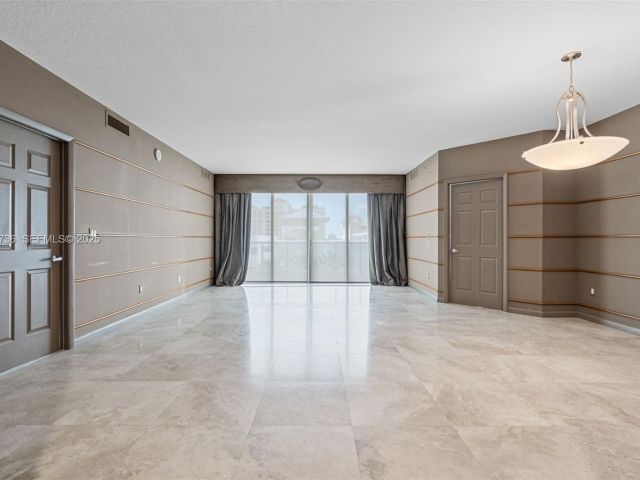 Apartment for sale  Unit #603 - photo 6879706