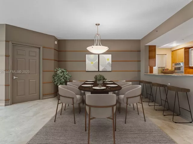 2-bedroom condo for sale in Fort Lauderdale - 1819 SE 17th St 603 - MondialRealty