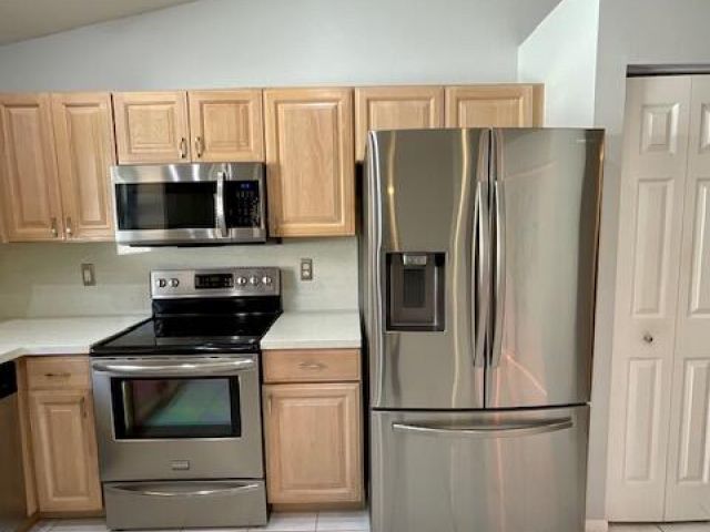 Home for rent at 7954 Stirling Bridge Boulevard S - photo 6875415