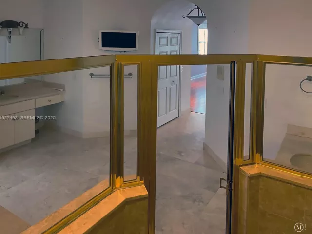 4-bedroom home for rent in Homestead - 2640 Fairways Dr - MondialRealty