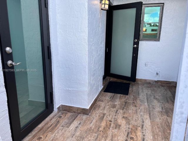 2-bedroom home for rent in Miami - 6231 SW 138th Ct G - MondialRealty