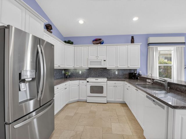 Home for sale at 13197 Alhambra Lake Circle - photo 6883493