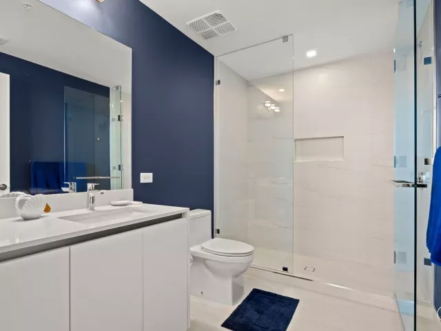 2-bedroom condo for rent in Pompano Beach - 900 N Ocean Boulevard LPH05 - MondialRealty