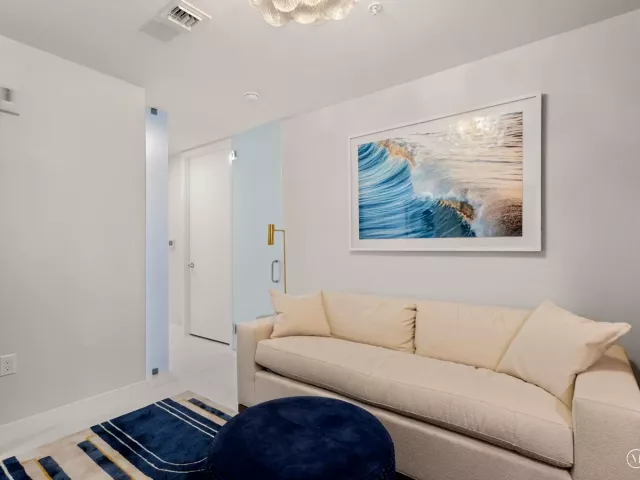 2-bedroom condo for rent in Pompano Beach - 900 N Ocean Boulevard LPH05 - MondialRealty