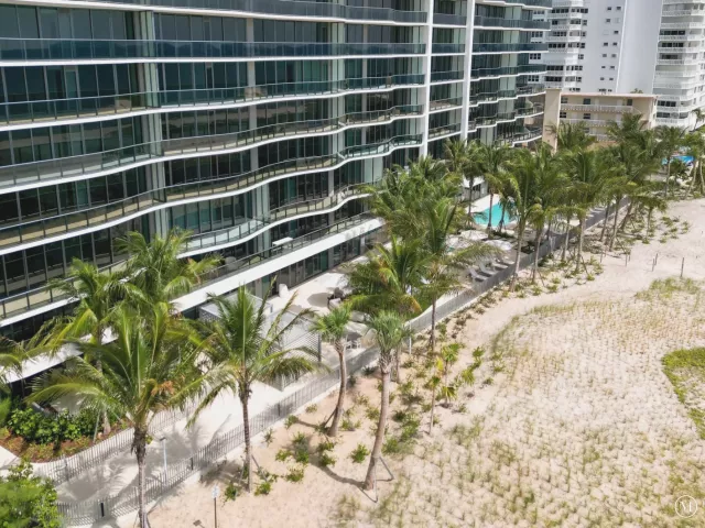 2-bedroom condo for rent in Pompano Beach - 900 N Ocean Boulevard LPH05 - MondialRealty