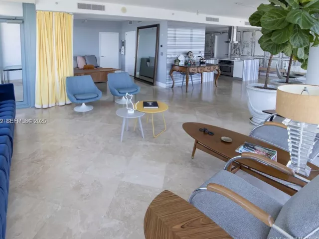 2-bedroom condo for rent in Miami - 601 NE 36th St 3101 - MondialRealty