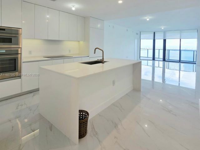 Apartment for sale  Unit #3803 - photo 6876787