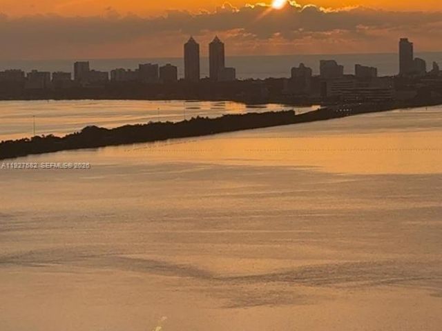 Apartment for sale  Unit #3803 - photo 6876793