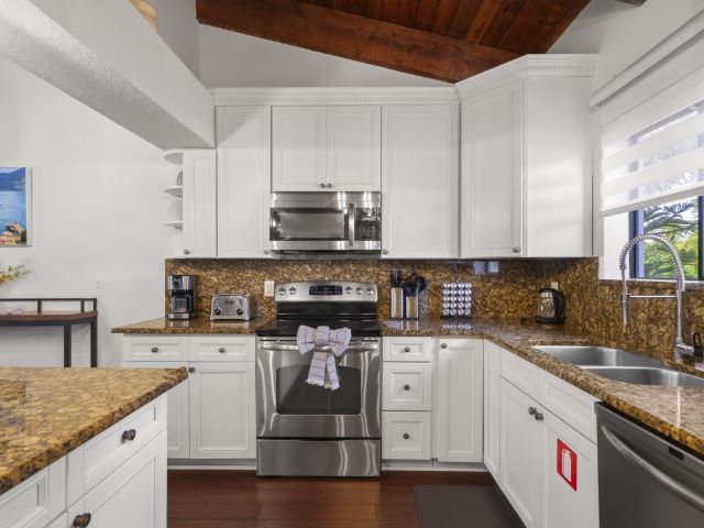 Home for sale at 15881 SW 8th Avenue - photo 6879591