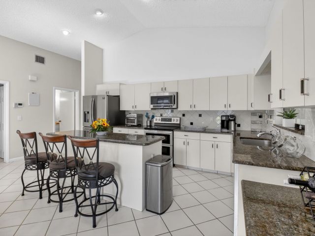 Home for sale at 2905 Riviera Drive - photo 6879560