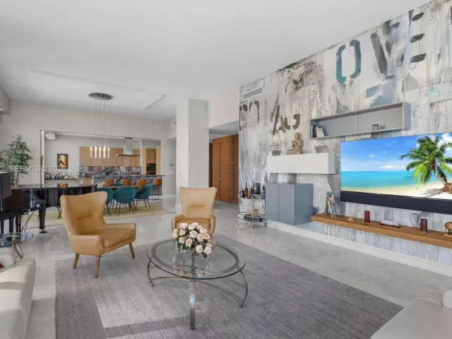 2-bedroom condo for sale in Miami - 900 Brickell Key Blvd 803 - MondialRealty