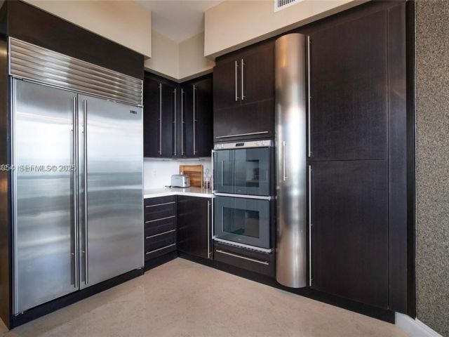 Apartment for sale  Unit #1101 - photo 6879774