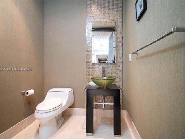 Apartment for sale  Unit #1101 - photo 6879783