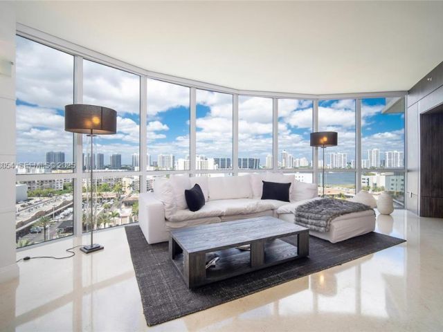 Apartment for sale  Unit #1101 - photo 6879784