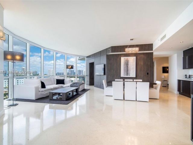 Apartment for sale  Unit #1101 - photo 6879786