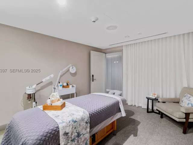 condo for sale in Fort Lauderdale - 551 N Fort Lauderdale Beach Blvd R1904 - MondialRealty