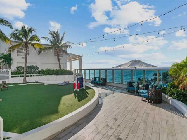 condo for sale in Fort Lauderdale - 551 N Fort Lauderdale Beach Blvd R1904 - MondialRealty