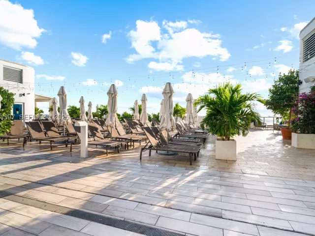 condo for sale in Fort Lauderdale - 551 N Fort Lauderdale Beach Blvd R1904 - MondialRealty