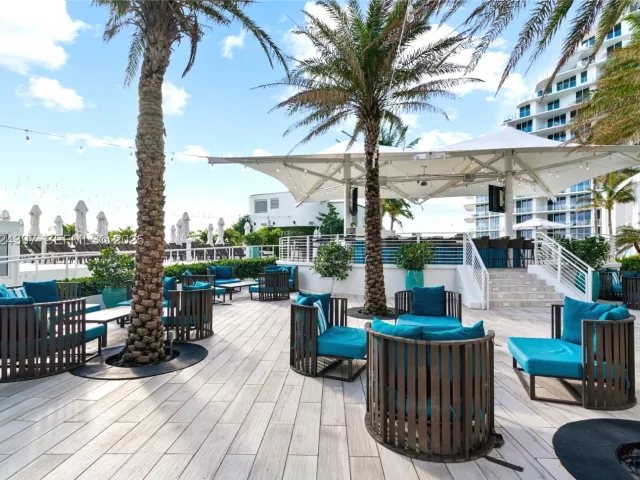 condo for sale in Fort Lauderdale - 551 N Fort Lauderdale Beach Blvd R1904 - MondialRealty