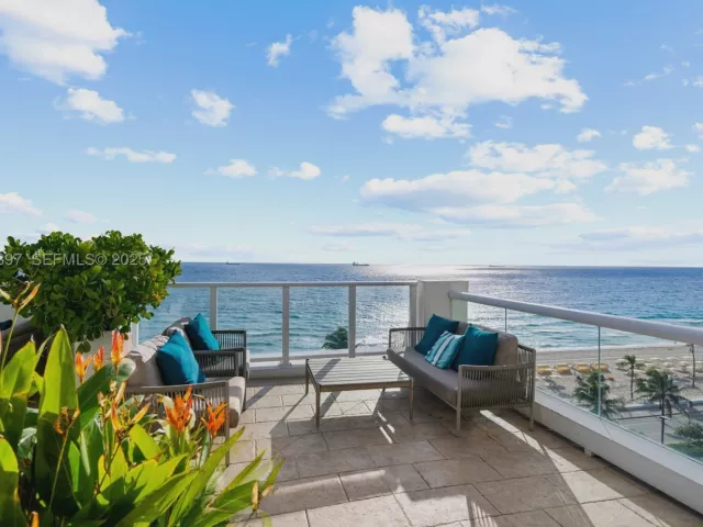 condo for sale in Fort Lauderdale - 551 N Fort Lauderdale Beach Blvd R1904 - MondialRealty
