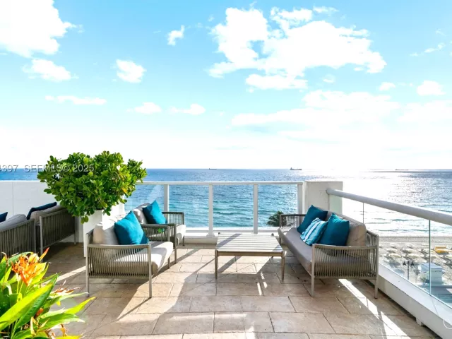 condo for sale in Fort Lauderdale - 551 N Fort Lauderdale Beach Blvd R1904 - MondialRealty