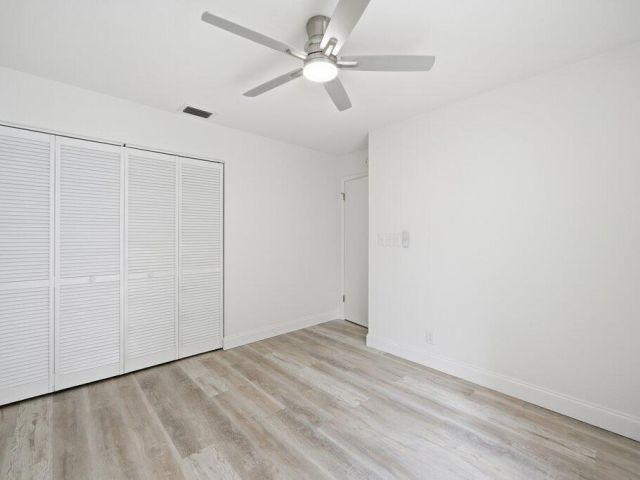 Home for sale at 905 NW 22nd Avenue - photo 6878882