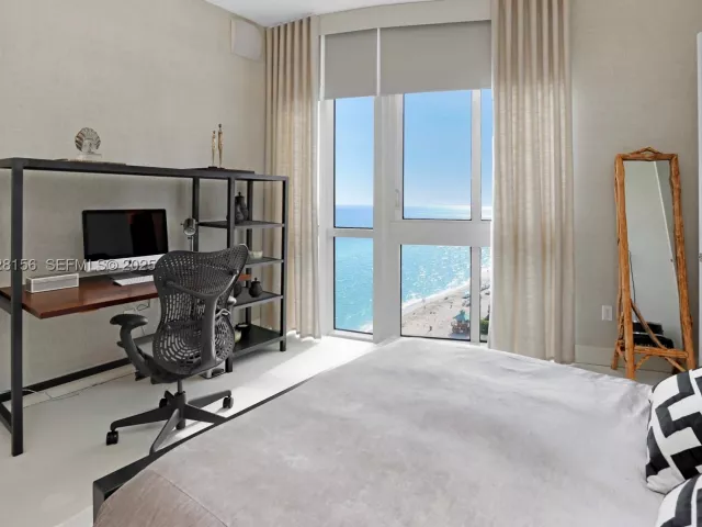 3-bedroom condo for sale in Sunny Isles Beach - 15901 Collins Ave 1101 - MondialRealty